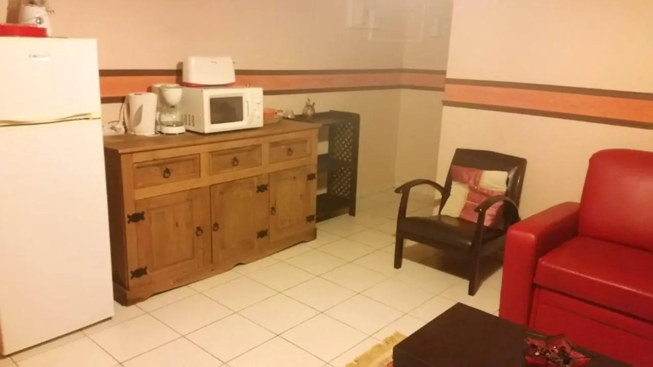 Tatil Evi Maison Charmante Le Moule + Piscine Guadeloupe